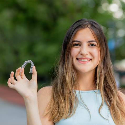 Invisalign for Teens - Gulfport & Laurel MS - Smile Country Orthodontics